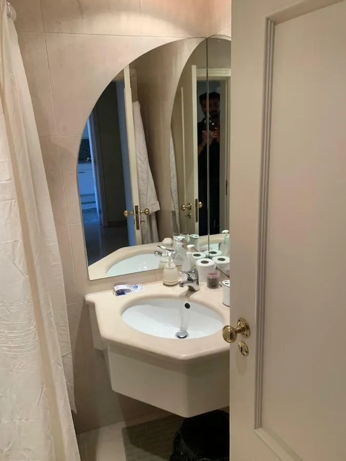 Sweet Room With Bathroom In Lisboa Pensionat